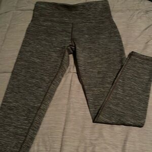 Athleta Altitude Leggings size Small